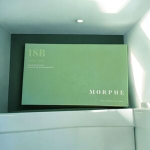 Morphe 18B Makin' Bank Eyeshadow Palette